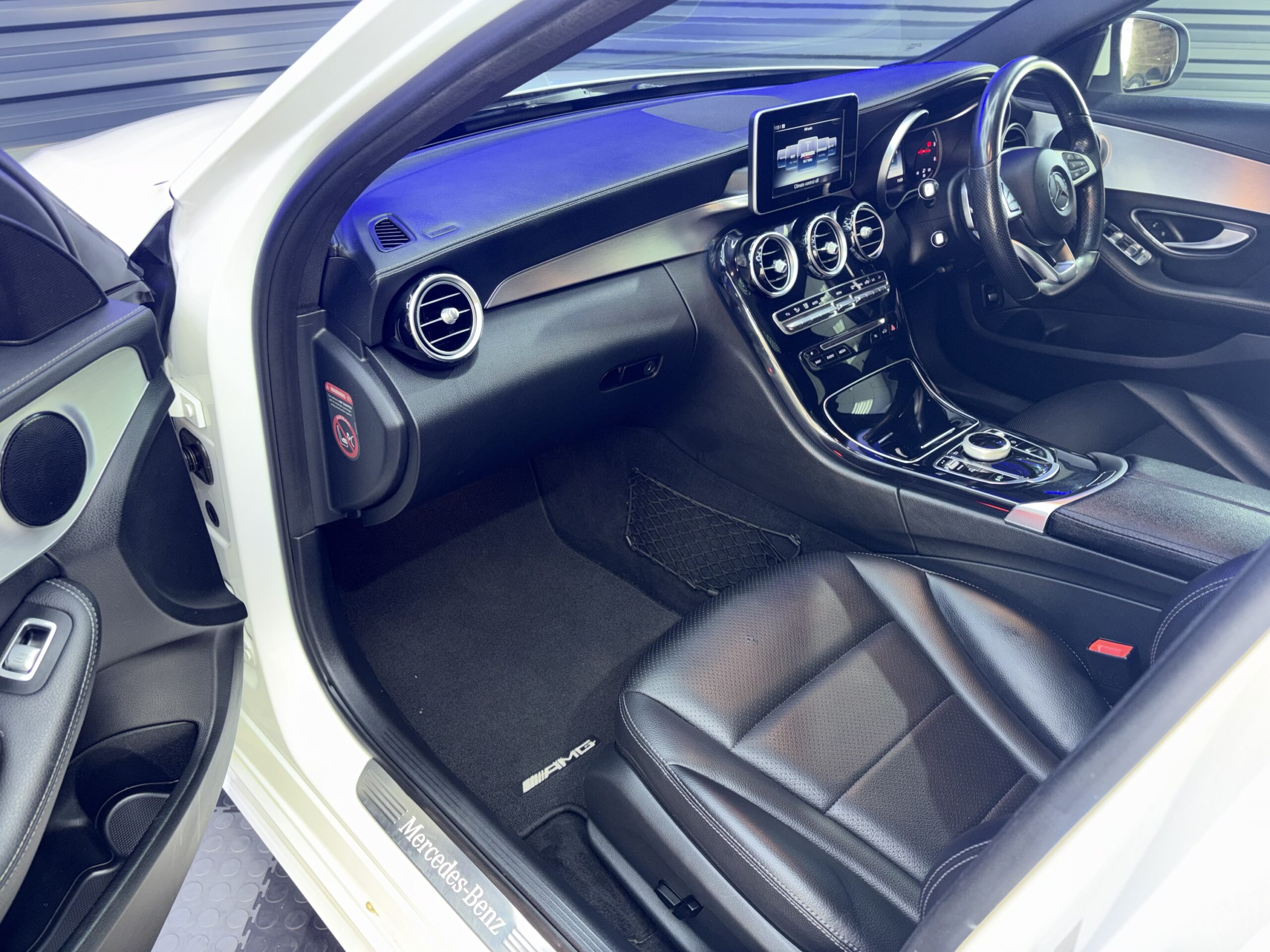 2015 Mercedes-benz C250D AMG-Line - Image 8